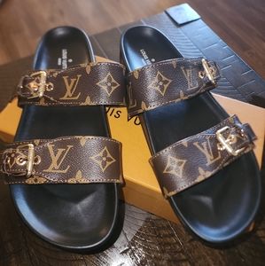 Sandals LV